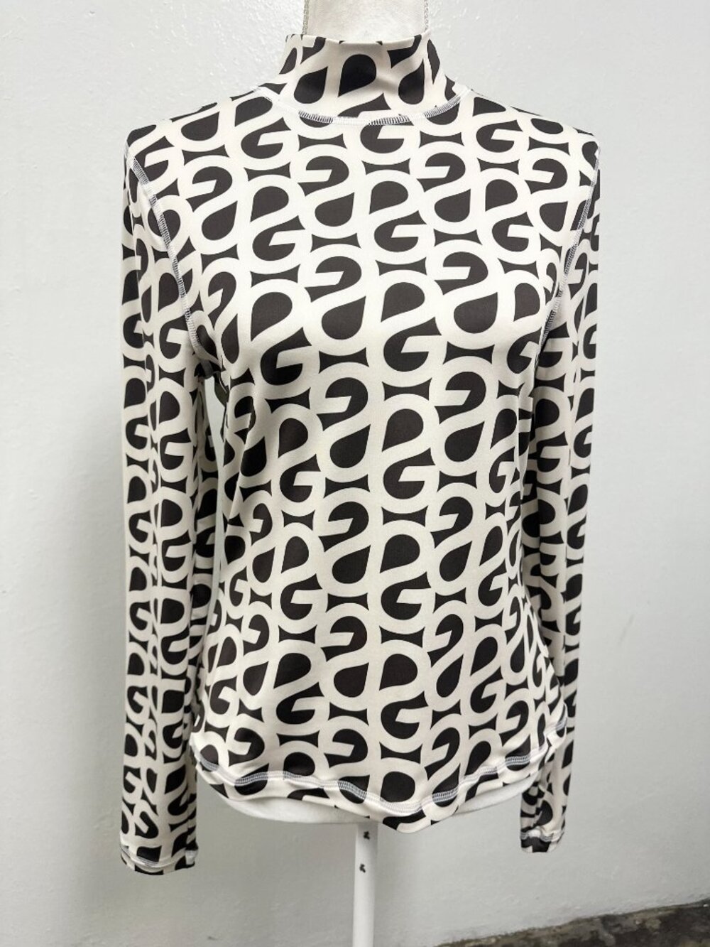 Stine Goya SG Monogram Printed Long Sleeve Jersey Top Size Medium